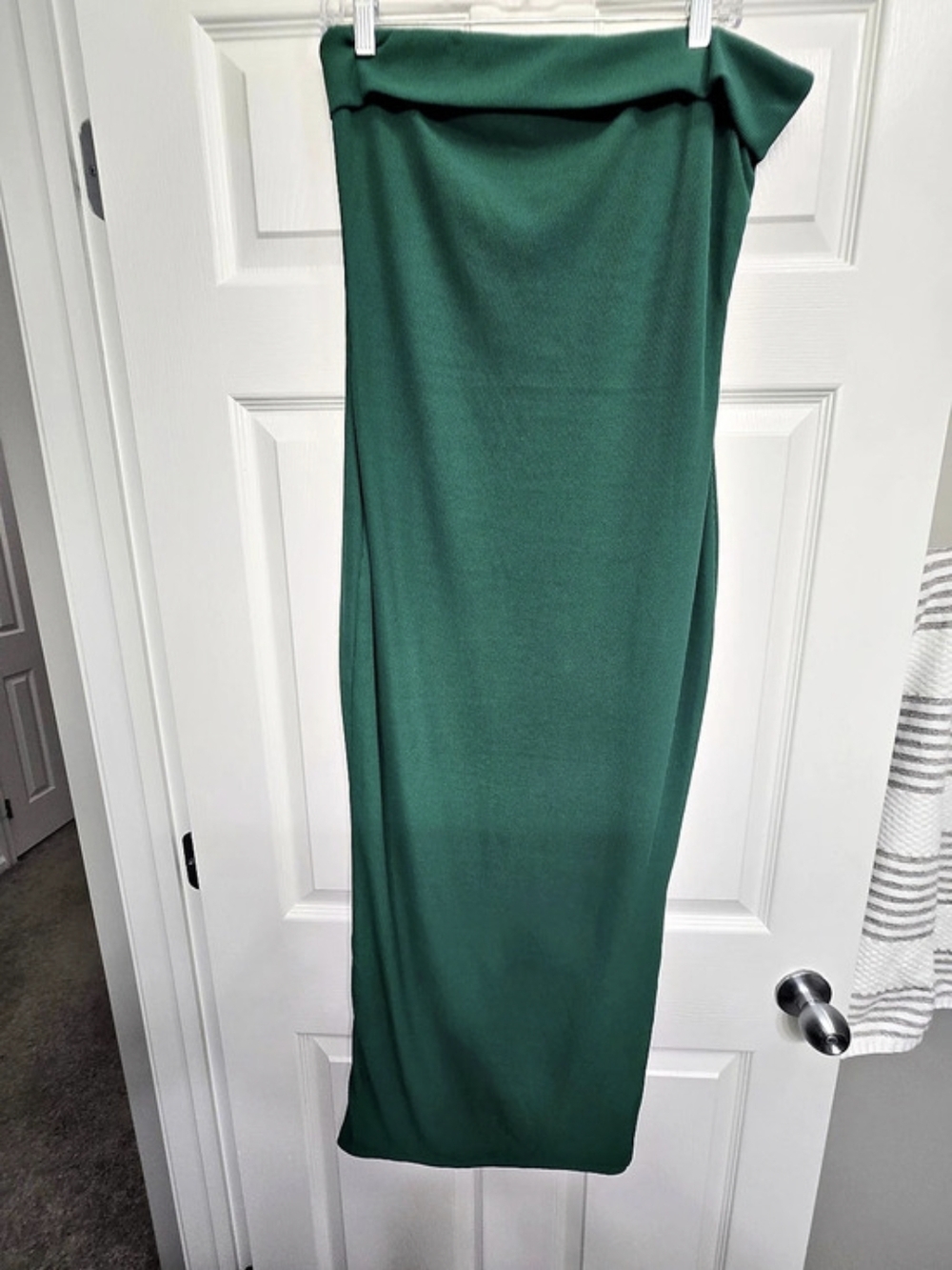 PrettyLittleThing Green Ribbed Bodycon Dress Size Large Like New